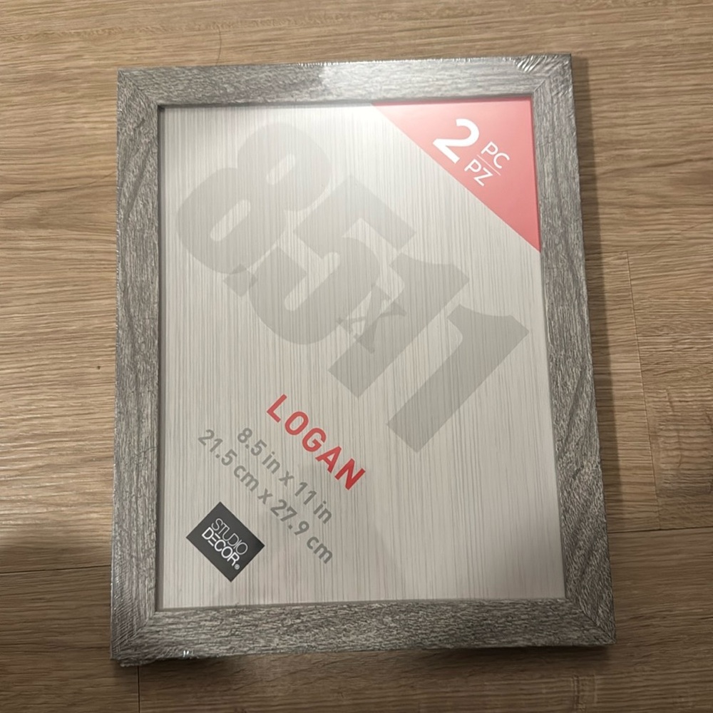 Two pack of 8.5x11 inch frames!